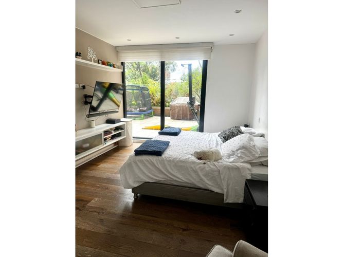 Apartamento de 3 alcobas en venta en La Cabrera, Bogotá, 287 m² · foto 8 de 11