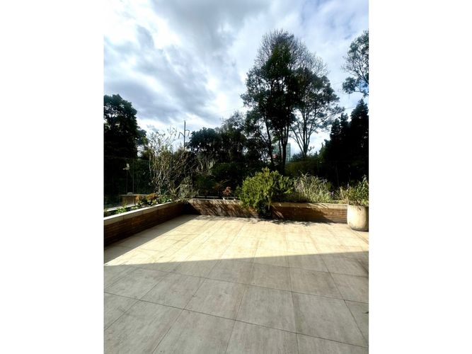 Apartamento de 3 alcobas en venta en La Cabrera, Bogotá, 287 m² · foto 11 de 11