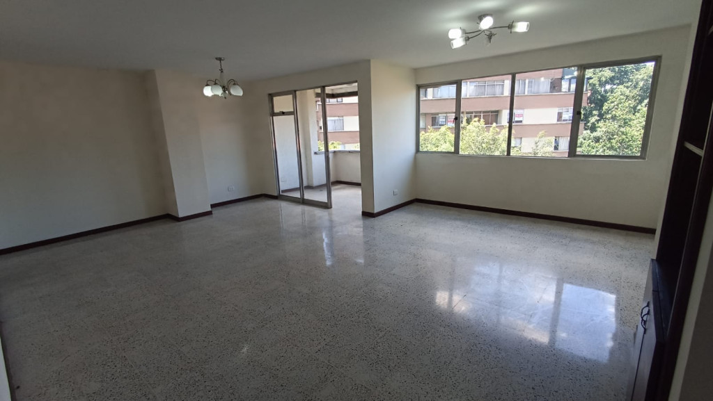 Apartamento en Arriendo en Conquistadores, Medellín en Conquistadores