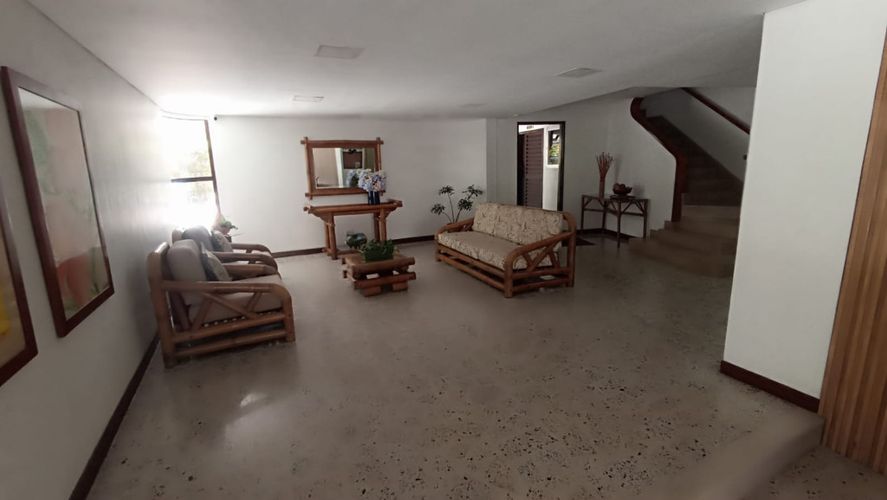 Apartamento de 4 alcobas en arriendo en Conquistadores, Medellín, 128 m² · foto 15 de 17