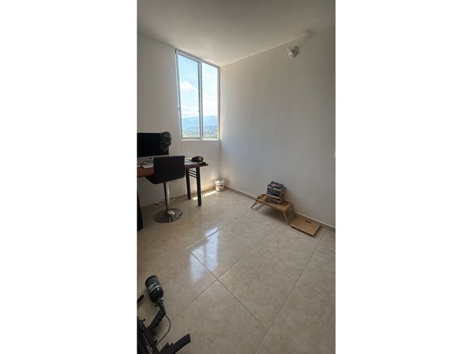 Apartamento de 3 alcobas en venta en La Independencia, Girón, 61 m² · foto 5 de 15
