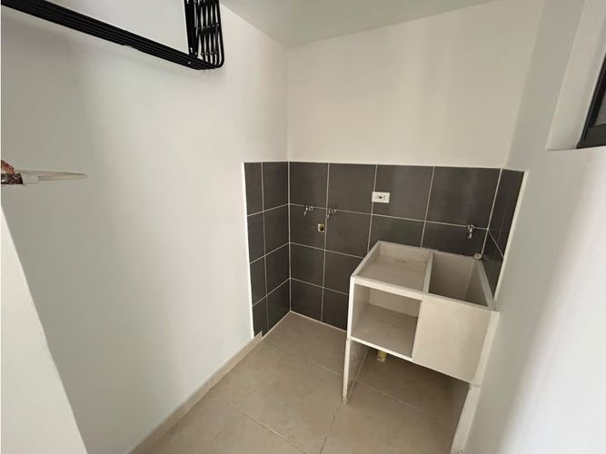 Apartamento de 2 alcobas en venta en Urbanizacion Villa Carolina Ii, Girón, 53 m² · foto 9 de 21