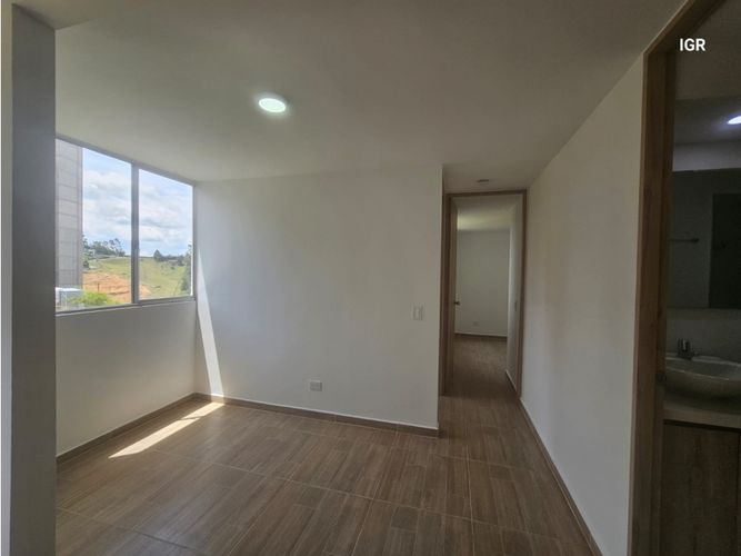 Apartamento de 2 alcobas en venta en Caribe, Rionegro, 52 m² · foto 8 de 24