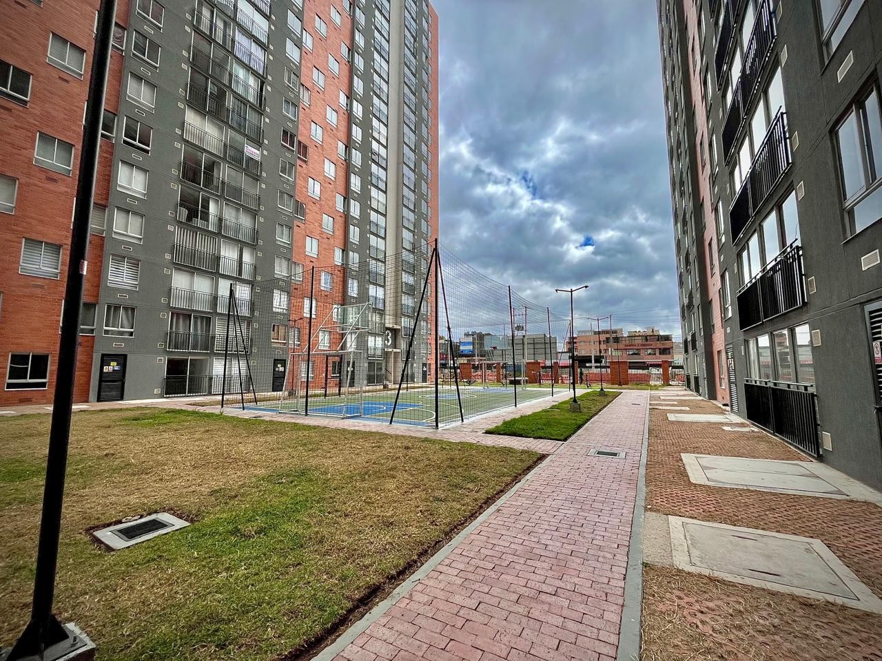 Apartamento en venta en Hayuelos, Bogotá · foto 3 de 16