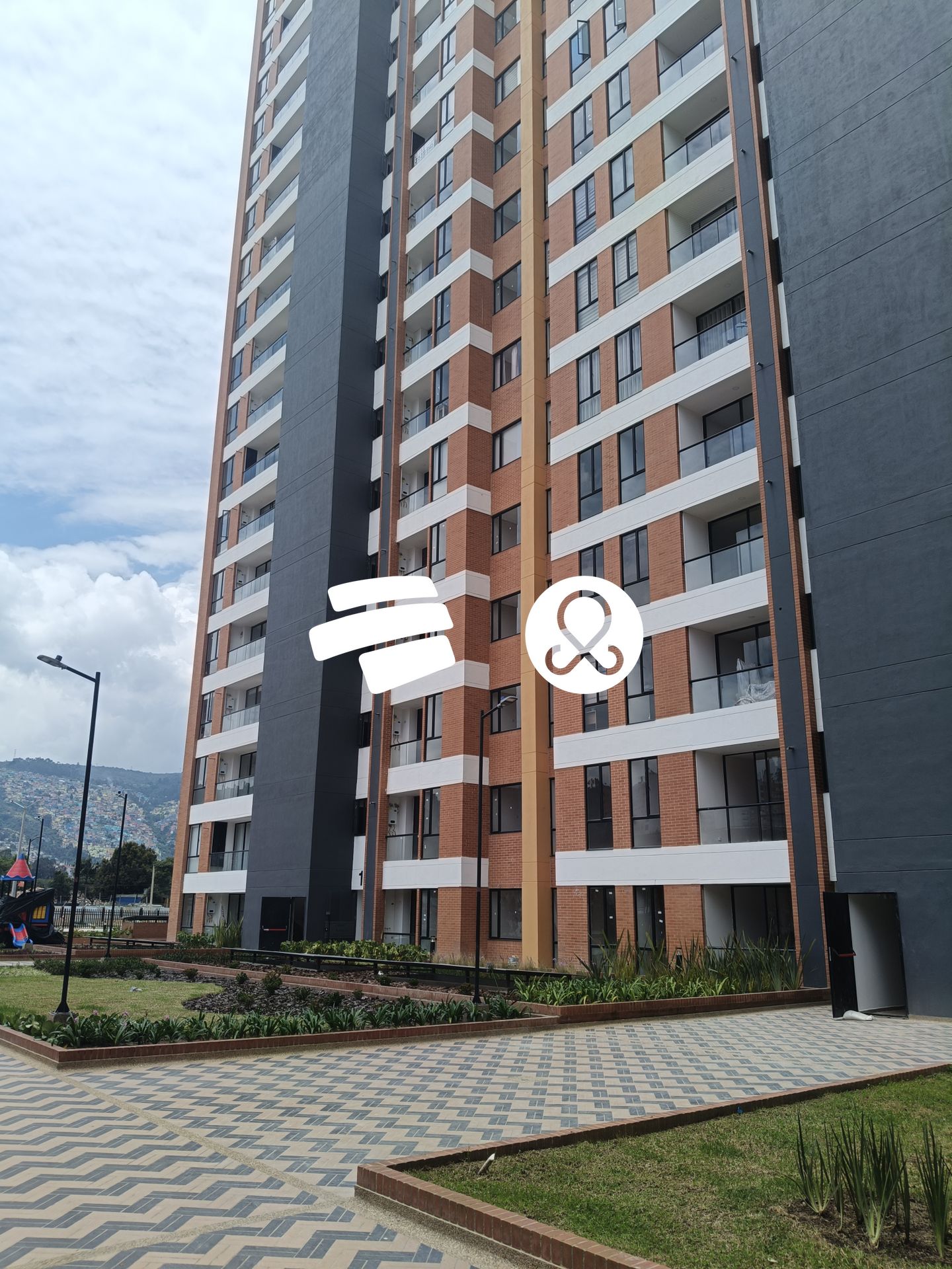 Apartamento en venta en Alameda, Bogotá · foto 2 de 18