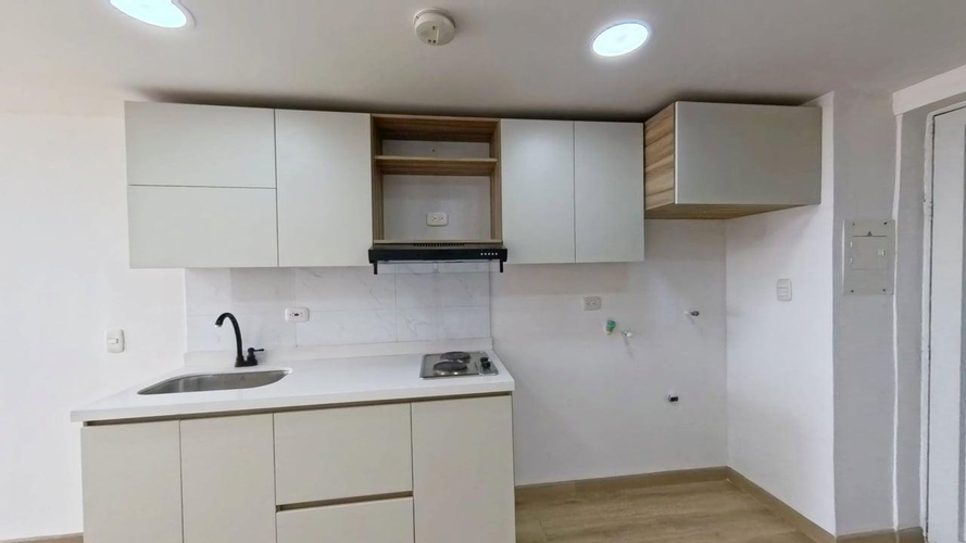Apartaestudio en venta en Jorge Gaitan Cortes, Bogotá, 23 m² · foto 13 de 24