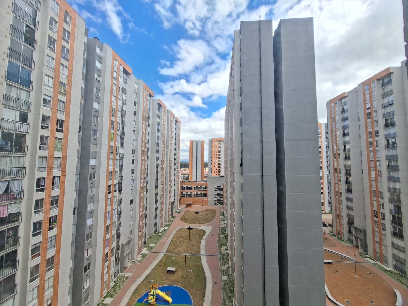 Apartamento en venta en Fontibon, Bogotá · foto 15 de 15