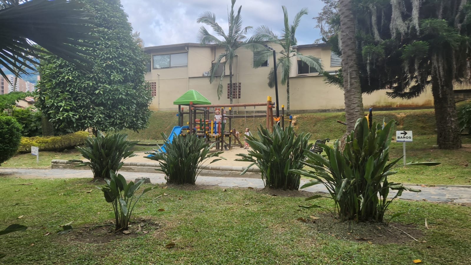 Apartamento en venta en Escobero, Envigado · foto 2 de 6