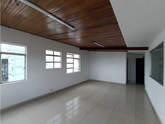 Local en arriendo en Avenida Santander, Manizales, 110 m² · foto 2 de 13