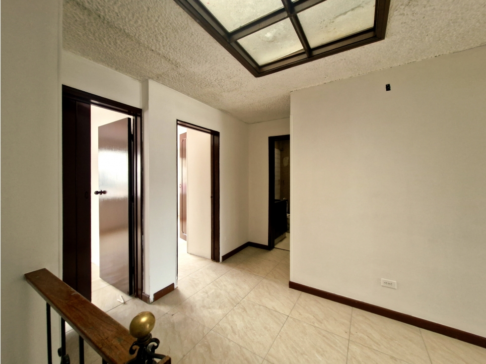 Casa en arriendo en Niza, Bogotá · foto 12 de 24
