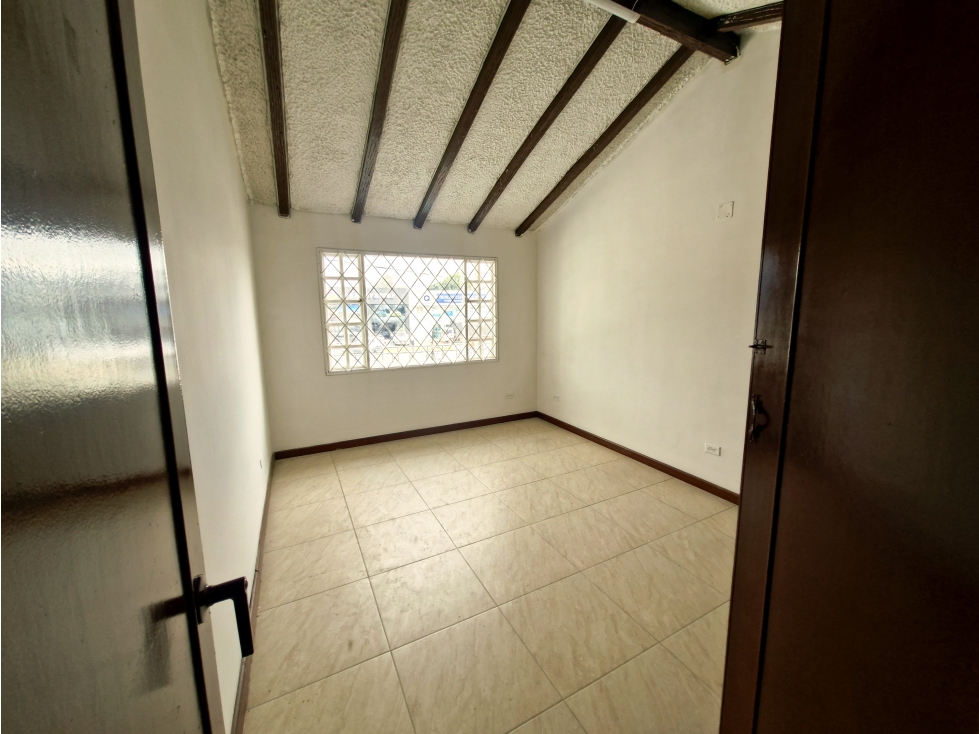 Casa en arriendo en Niza, Bogotá · foto 13 de 24