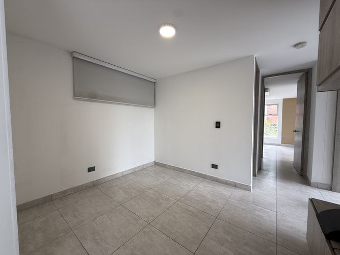 Apartamento de 3 alcobas en venta en Valle Del Lili, Cali, 107 m² · foto 3 de 21