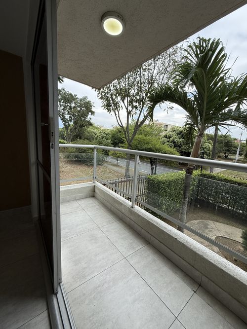 Apartamento de 3 alcobas en venta en Valle Del Lili, Cali, 107 m² · foto 4 de 21