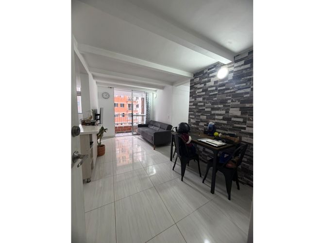Apartamento de 3 alcobas en venta en San Jose, Sabaneta, 57 m² · foto 9 de 21