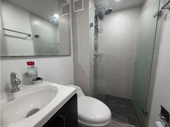 Apartamento de 3 alcobas en venta en San Jose, Sabaneta, 57 m² · foto 10 de 21