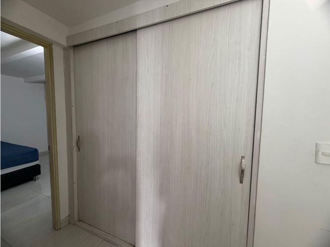 Apartamento de 3 alcobas en venta en San Jose, Sabaneta, 57 m² · foto 13 de 21