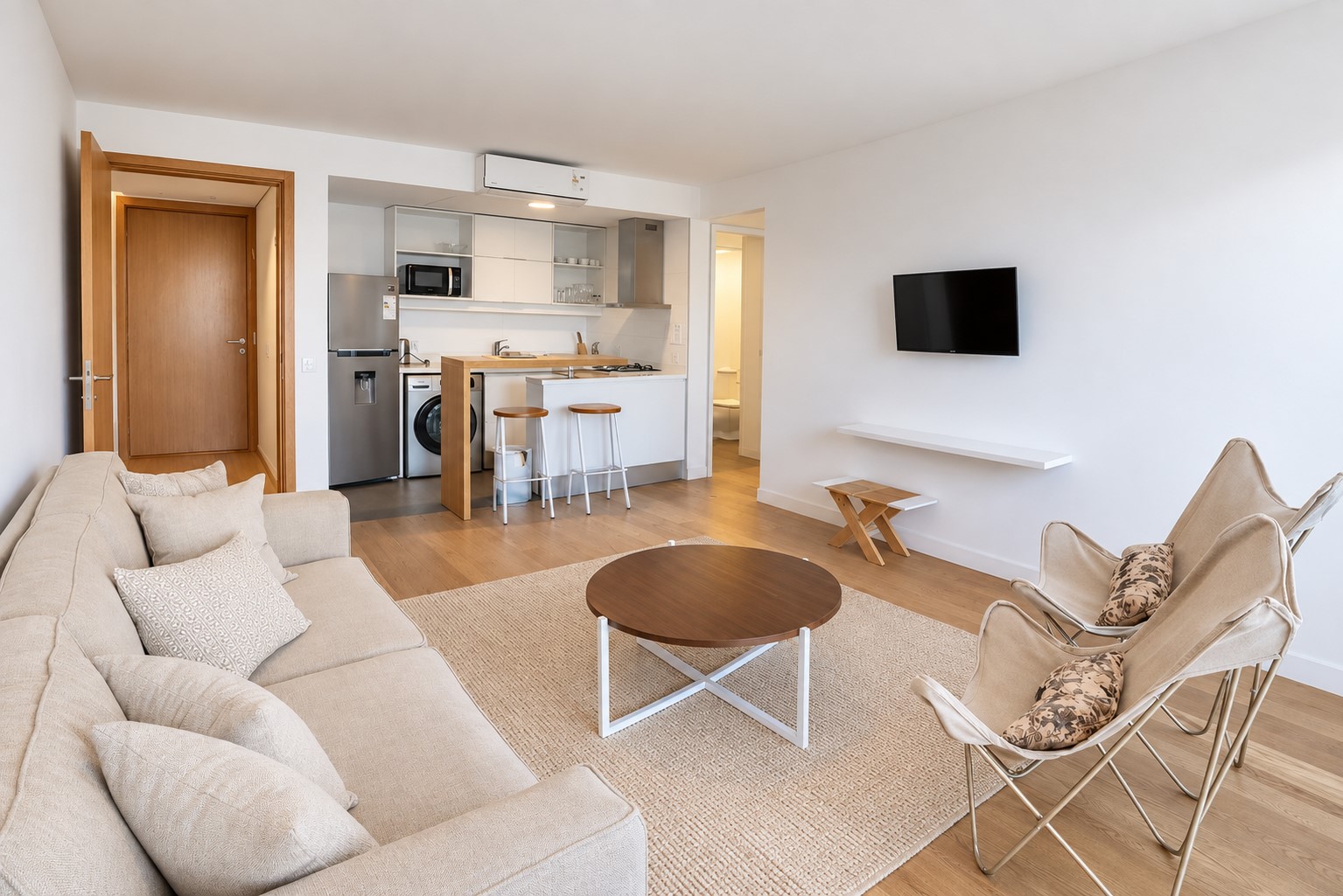 FORUM PUERTO DEL BUCEO - ALQUILER APARTAMENTO DE 1 DORMITORIO AMUEBLADO CON VISTA A LA PISCINA · Foto 2