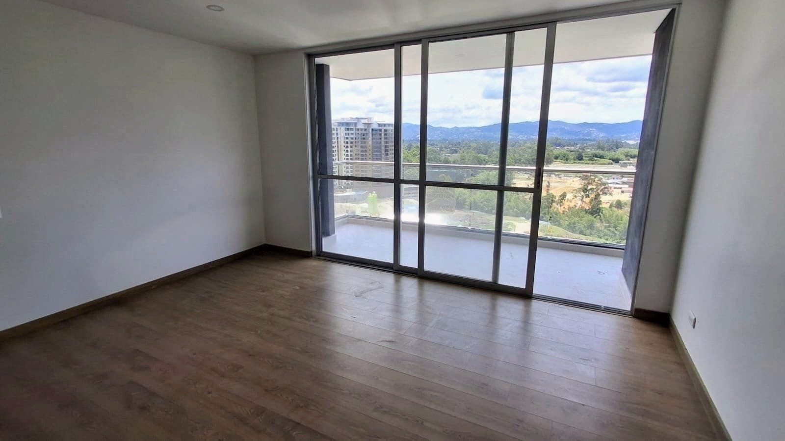 Apartamento en arriendo en Llano Grande, Rionegro · foto 4 de 15