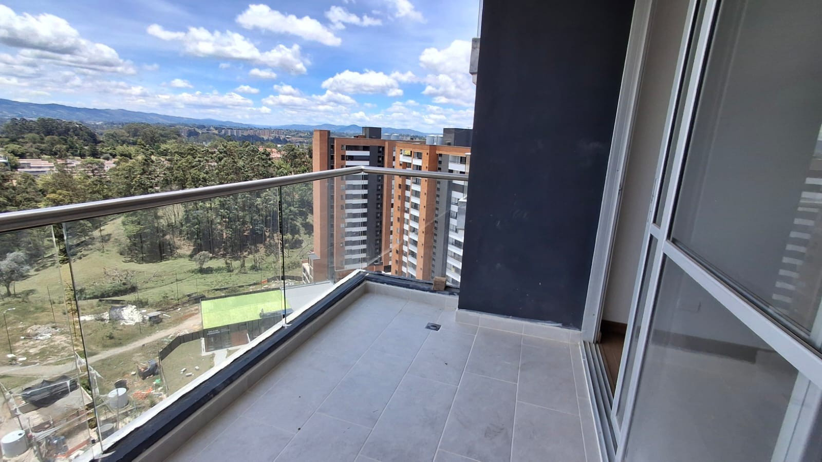 Apartamento en arriendo en Llano Grande, Rionegro · foto 5 de 15