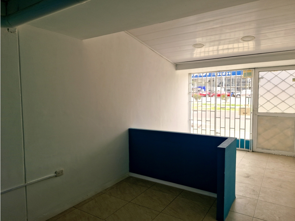 Casa en venta en Niza, Bogotá · foto 3 de 24