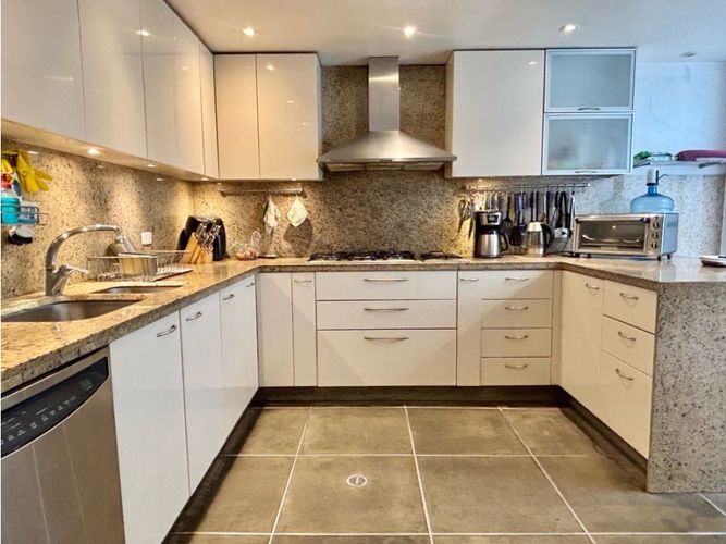 Casa en venta en Santa Barbara Alta, Bogotá · foto 10 de 24
