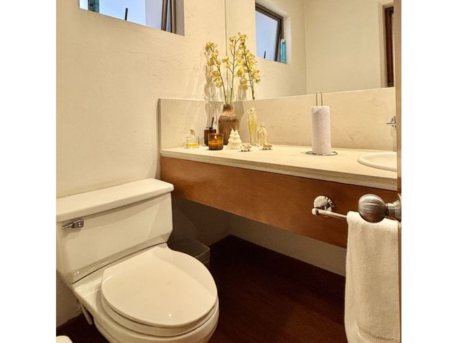 Casa en venta en Santa Barbara Alta, Bogotá · foto 12 de 24