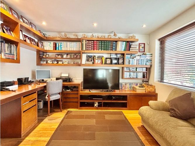 Casa en venta en Santa Barbara Alta, Bogotá · foto 18 de 24