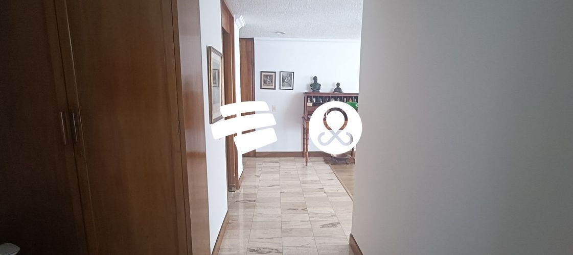 Apartamento de 3 alcobas en venta en Chapinero, Bogotá, 136 m² · foto 7 de 24
