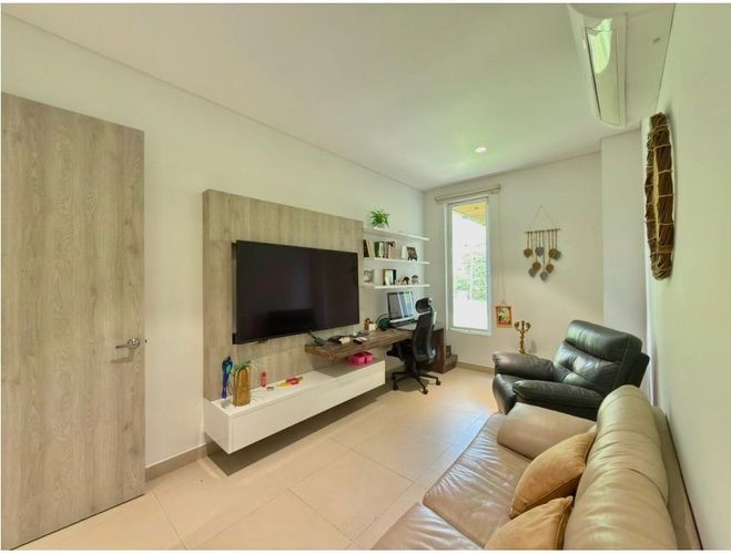 Casa de 5 alcobas en venta en Las Mercedes, Jamundí, 374 m² · foto 13 de 24