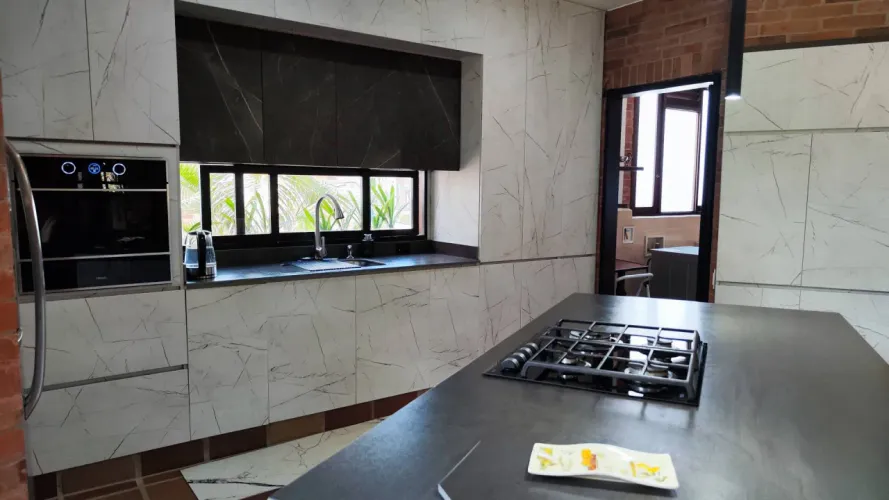 Casa de 3 alcobas en venta en El Retiro, 1078 m² · foto 7 de 20