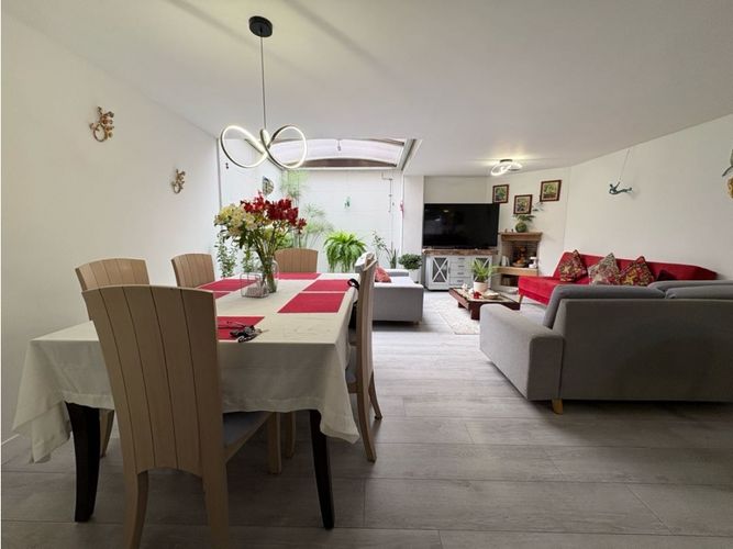 Casa en venta en Colina Campestre, Bogotá · foto 6 de 22