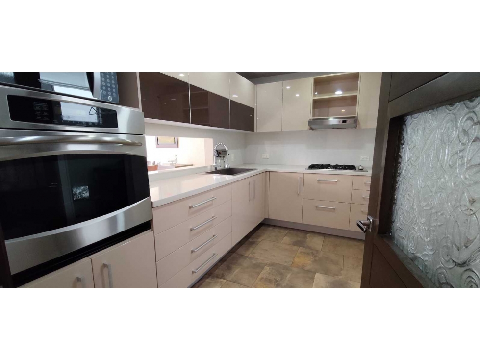 Apartamento en venta en Santa Barbara, Bogotá · foto 6 de 22
