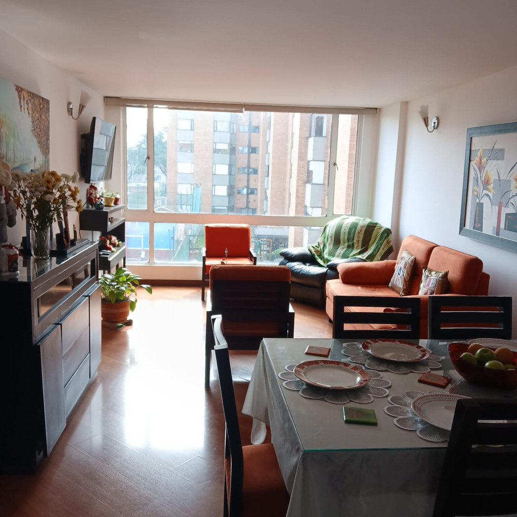 Apartamento en venta en La Castellana, Bogotá · foto 2 de 15