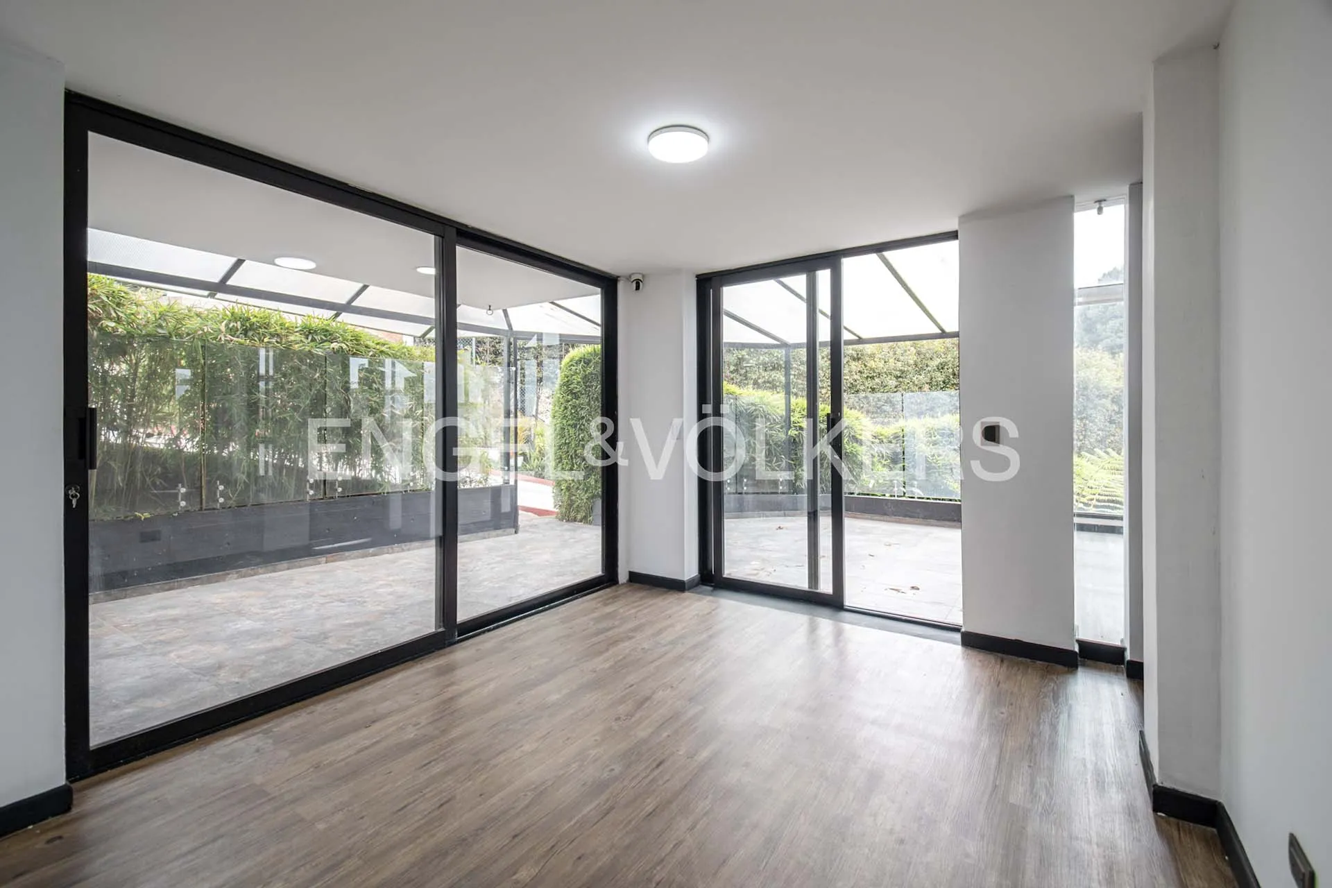 Casa en venta en Cerros De Suba, Bogotá · foto 7 de 23