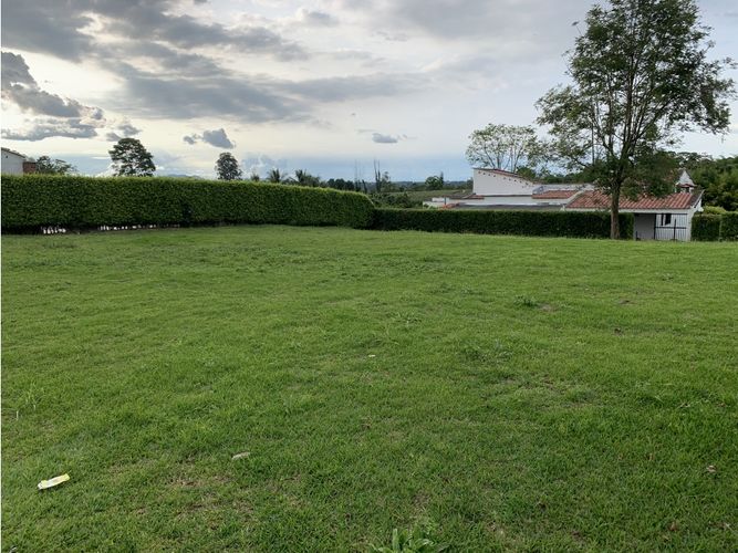 Lote en venta en Via La Tebaida, Armenia, 1600 m² · foto 2 de 8