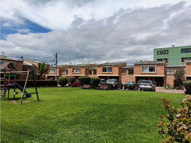 Casa en venta en Ub Lindarajas De Chia, Chía · foto 21 de 22