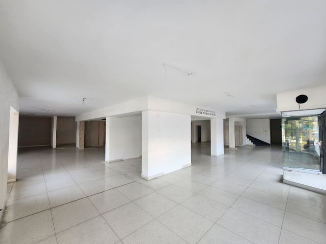 Local en arriendo en Altos Del Prado, Barranquilla, 946 m² · foto 2 de 16