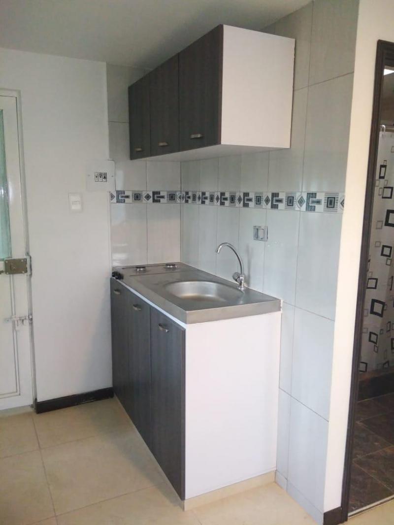 Casa en venta en Villas De Granada, Bogotá · foto 4 de 8