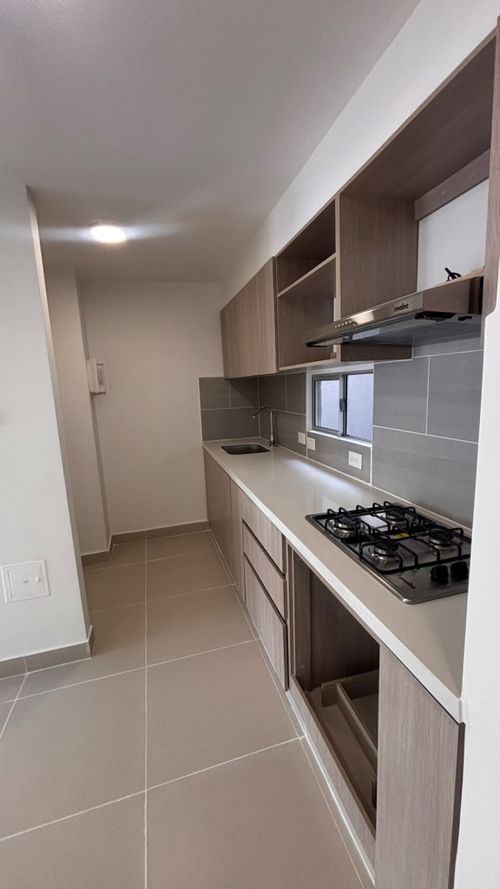 Apartamento de 3 alcobas en arriendo en Ub. Altos De Parque, Barranquilla, 85 m² · foto 7 de 24