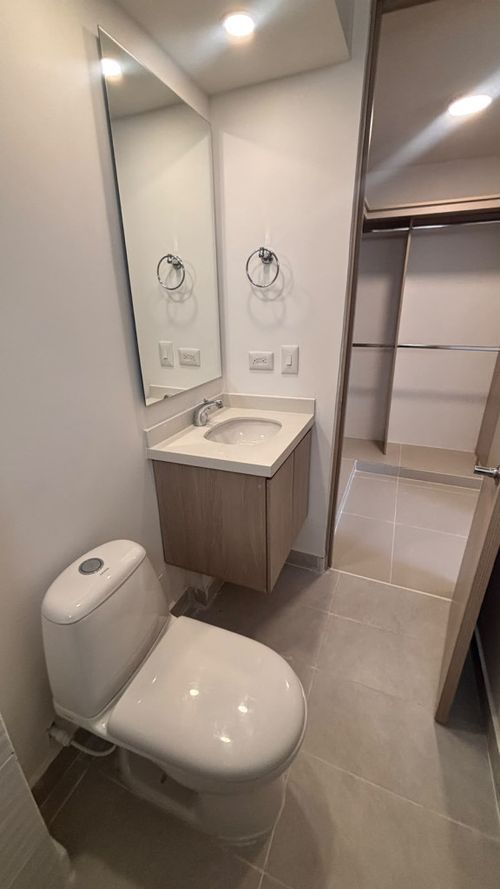 Apartamento de 3 alcobas en arriendo en Ub. Altos De Parque, Barranquilla, 85 m² · foto 21 de 24