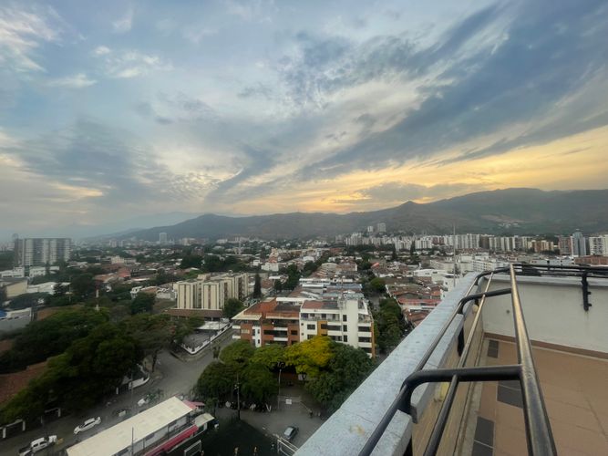 Apartaestudio en venta en La Flora, Cali, 45 m² · foto 4 de 19