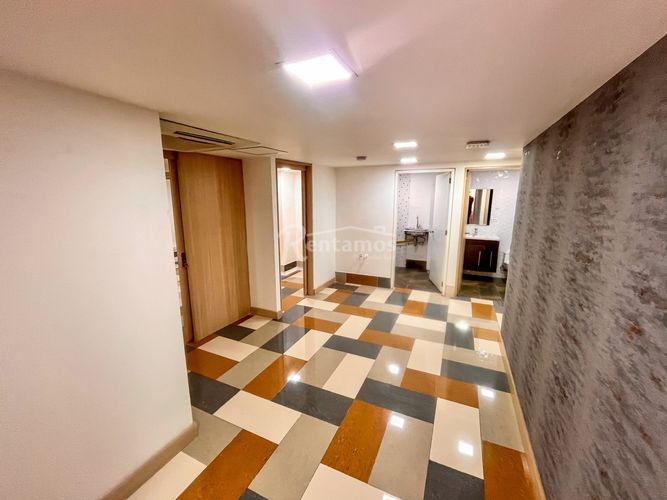 Local en arriendo en Santa Maria De Los Angeles, Medellín, 205 m² · foto 6 de 24