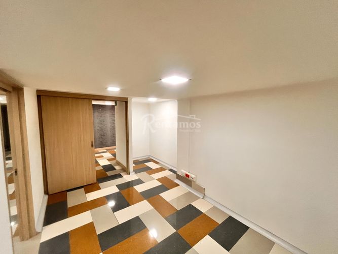 Local en arriendo en Santa Maria De Los Angeles, Medellín, 205 m² · foto 11 de 24