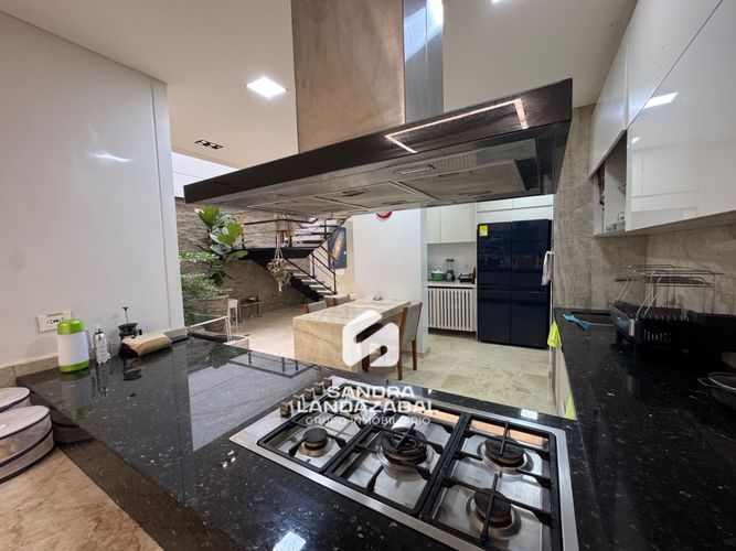 Casa de 5 alcobas en venta en Cañaveral, Floridablanca, 400 m² · foto 3 de 24
