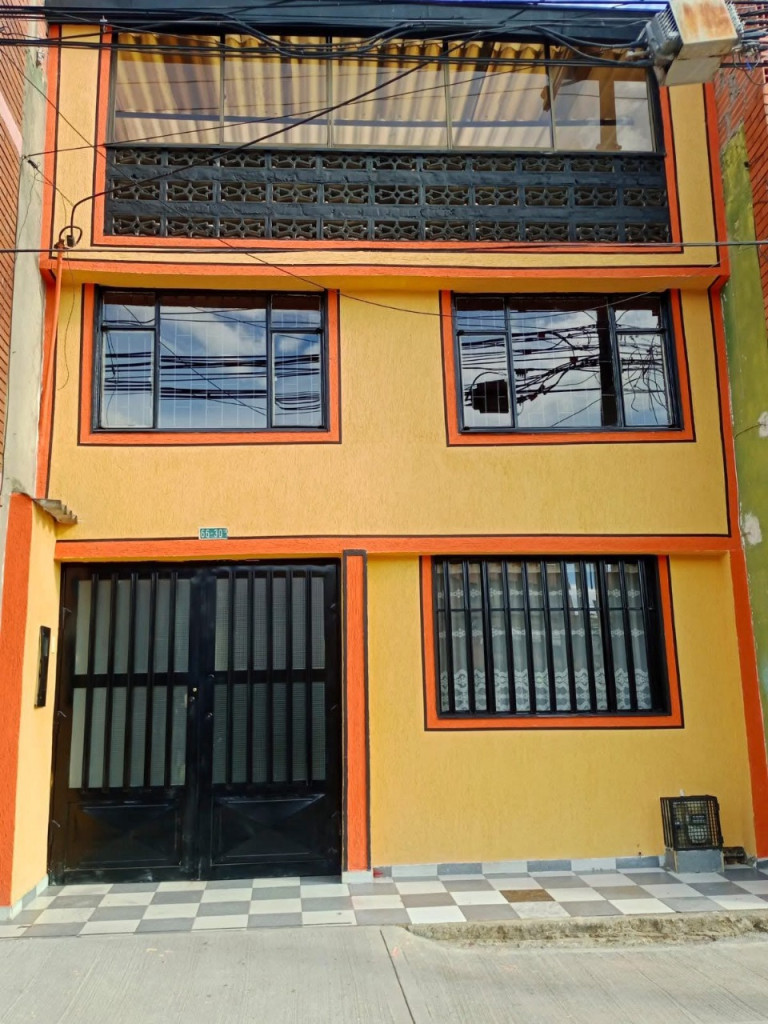Casa en venta en El Remanso, Bogotá · foto 2 de 18
