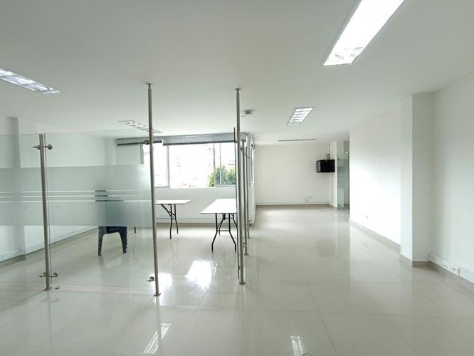 Oficina en arriendo en San Fernando Viejo, Cali, 71 m² · foto 5 de 13