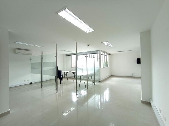 Oficina en arriendo en San Fernando Viejo, Cali, 71 m² · foto 6 de 13