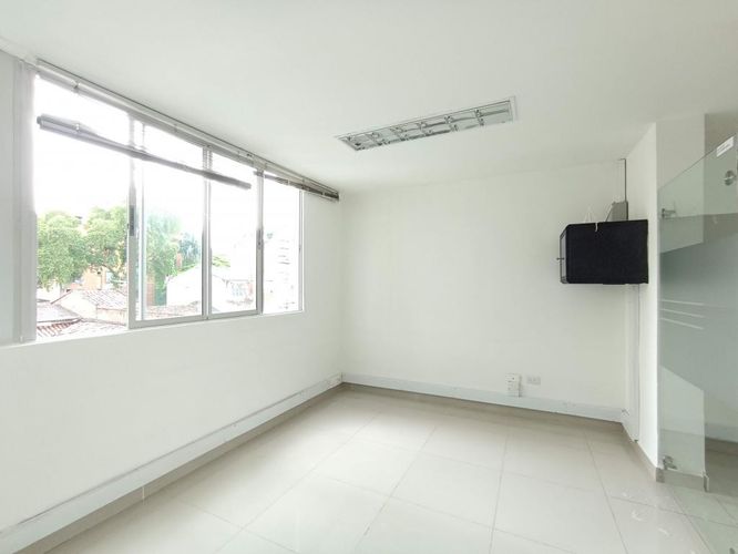 Oficina en arriendo en San Fernando Viejo, Cali, 71 m² · foto 9 de 13