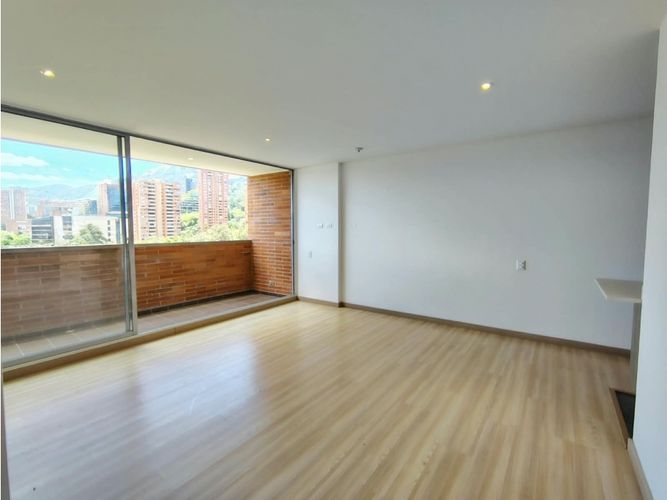 Apartamento de 2 alcobas en arriendo en Loma De Los Gonzalez, Medellín, 80 m² · foto 2 de 20