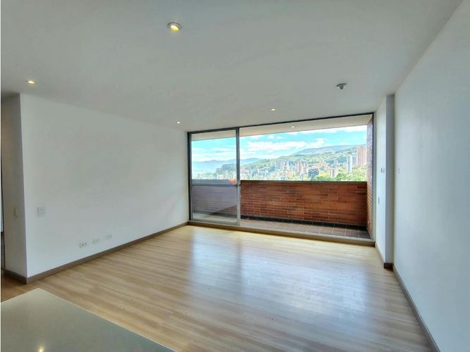 Apartamento de 2 alcobas en arriendo en Loma De Los Gonzalez, Medellín, 80 m² · foto 3 de 20